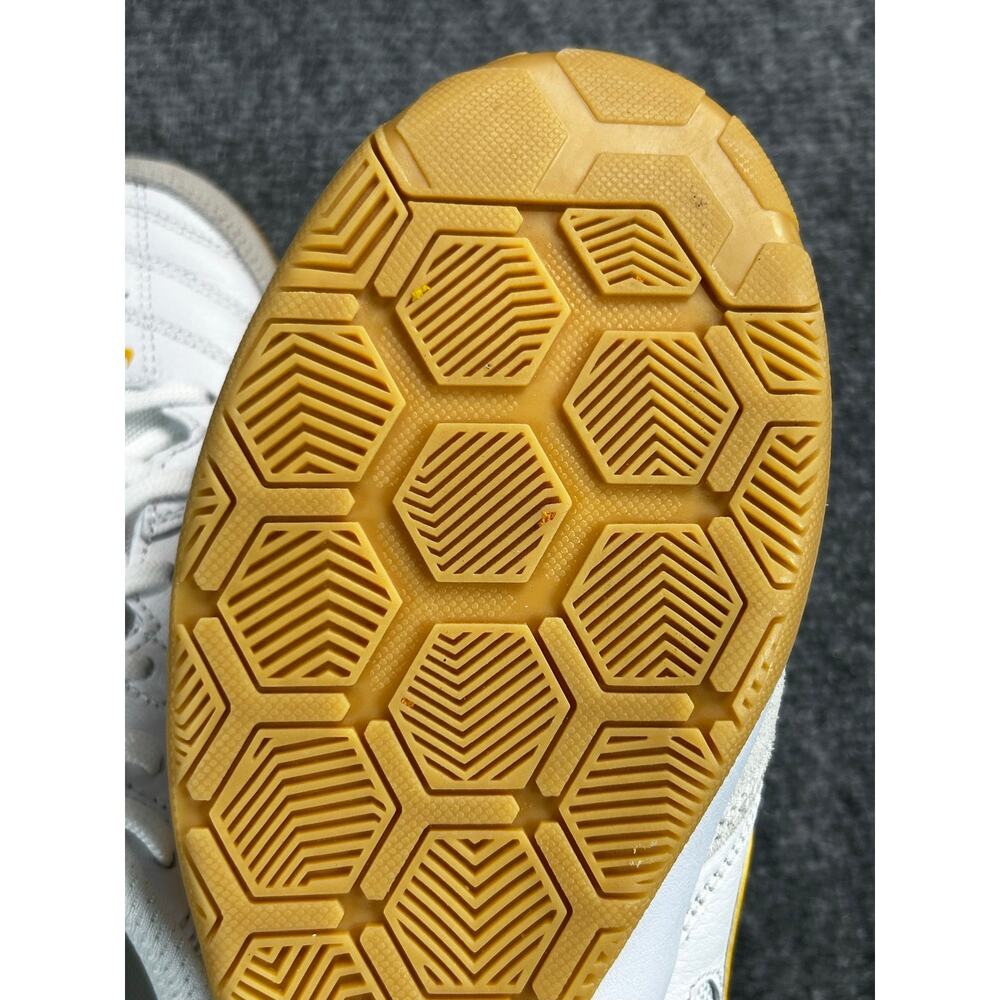 Nike Gato Indoor Soccer Shoes Women's Size 9.5 White University Gold Gum - Picture 8 of 10